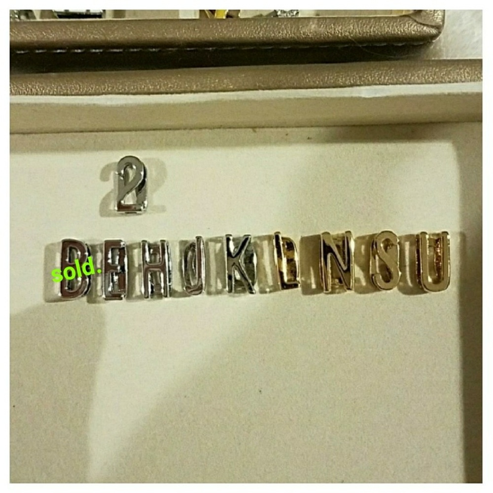 Keep Collective number and letter charms